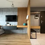 아파트 Ahava